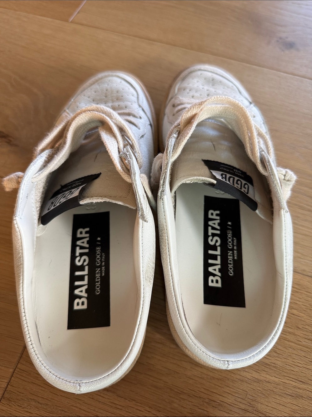 Golden Goose Beige/Cream Low-Top Sneakers - Picture 3 of 5